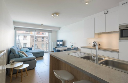 Westende Apartment | Chic Flat with Bunk Beds