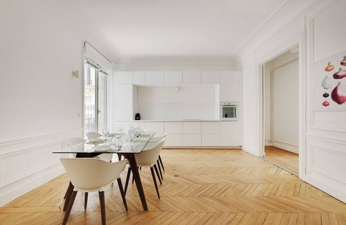 Chaillot Apartment | Chic flat with garden terrace -4BR/12P - Trocadéro
