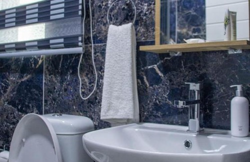 Germiston House | Chic Guest House & Solar system free from load shedding