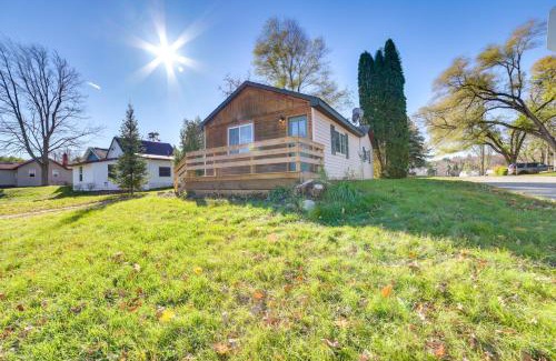 Harrison House | Chic Harrison Home Walk to Wilson State Park!