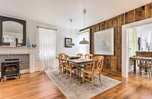 Tomales House | Chic Historic Retreat about 5 Mi to Tomales Bay!