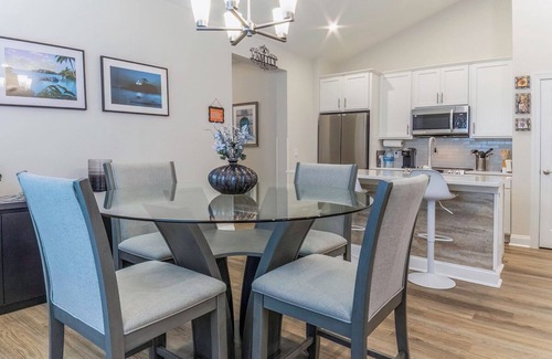 St. Augustine House | Chic house, 3 bedroom,2 bath, modern, spotless, Game room close to everything!