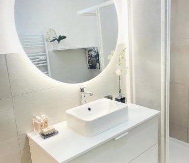 Bolzano Apartment | Chic In The City