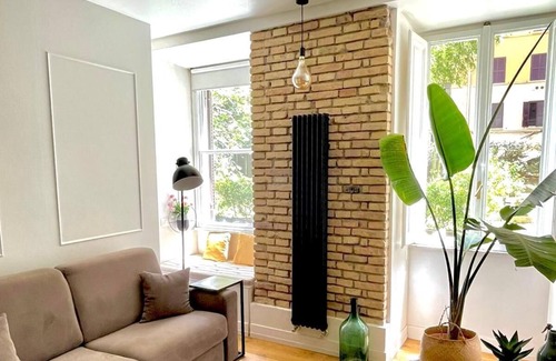 Vatican Apartment | Chic industrial Design apartment by Vatican Museum