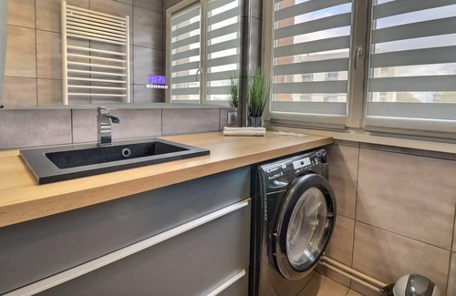 Troyes Apartment | Chic lair | Apartment Terrace Near shops