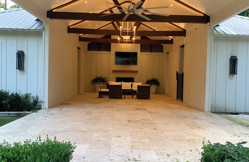 Abita Springs Apartment | Chic luxury suite with Wi-Fi, AC in charming Abita Springs