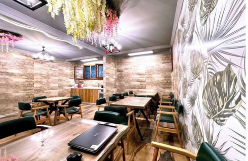 Iskenderpasa House | Chic modern stay in İstanbul's center