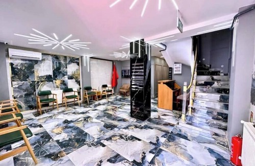Iskenderpasa House | Chic modern stay in İstanbul's center