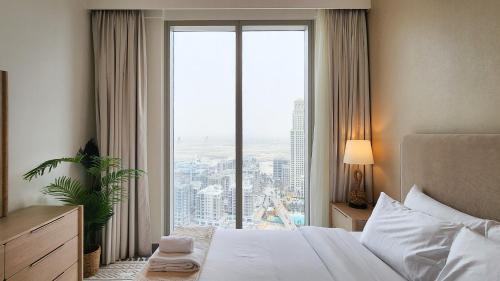 Dubai Apartment | Chic New 2BR Dubai Creek Gate by Tanami Holiday Homes