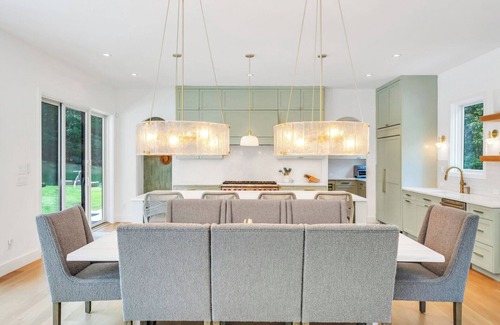 North Sea House | Chic Southampton Retreat with Heated Pool & Resort Style Indoor-Outdoor Living