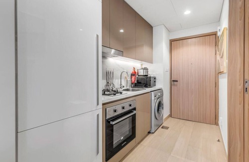Nad Al Sheba Apartment | Chic Studio with Private Balcony