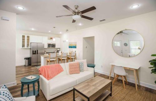 Thomasville House | Chic Thomasville Home Walk to Downtown!