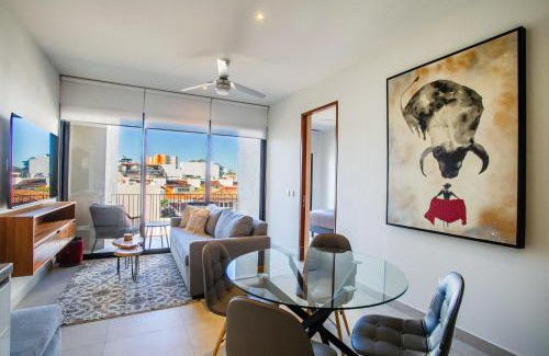 Diaz Ordaz House | Chic Versalles Haven, 2BR with Gym