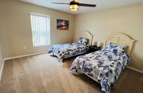 West Melbourne House | Chica 3233 · Fairmont Retreat