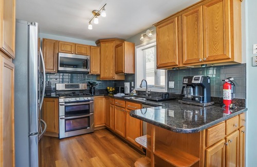 Union Ridge House | Chicago Rental - W Berwyn Aven