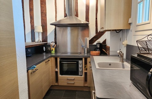 Saint-Julien-sur-Calonne House | CHICAMOUR - Beautiful apartment with terrace - Near Pont L'Evêque - 2 People