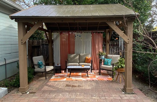 Chico House | Chico Charmer steps away from downtown, Chico State, & Lower Bidwell Park