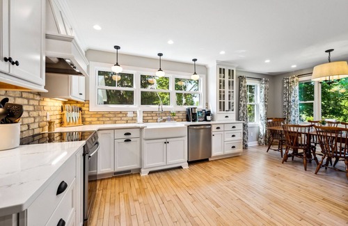 Sister Bay House | Chicory Hill: Three Bedrooms w/Ensuites; One-of-a Kind Play Area & Game Room!