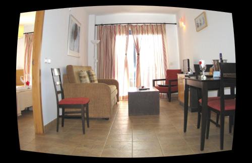 Playa de la Calera Apartment | Chijere Faro del Inglés
