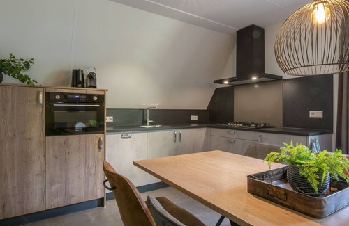Municipality of Oosterhout House | Child-friendly house with 2 bathrooms, on a holiday park at the Vrachelse Heide