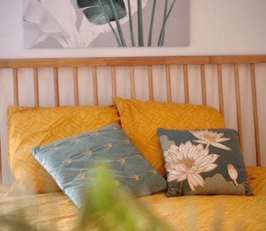 Grand-Bourg House | Chill Out, bungalow ensoleillé