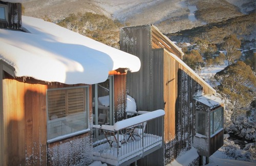 Thredbo Cabin | CHILL-OUT - THREDBO - freestanding ski cabin - self check-in
