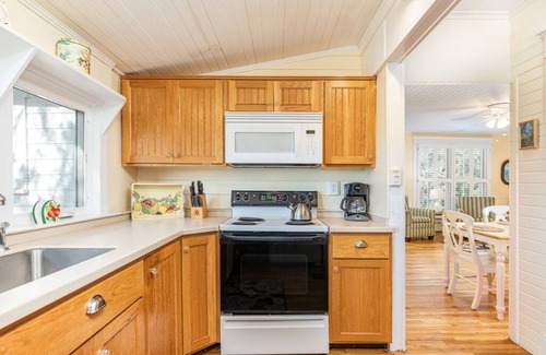 Tybee Island House | Chimney Pot Cottage | Creekfront, Dock, Pets OK!