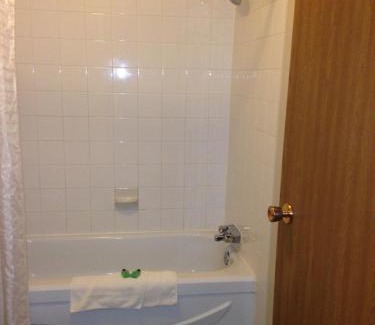 Sundre Hotel | Chinook Country Inn