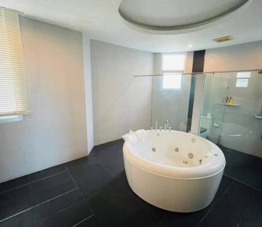 Central Pattaya Villa | Chorong Poolvilla