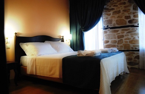 Arnaia Hotel | Chorostasi Mansion- Αρχοντικό Χοροστάσι