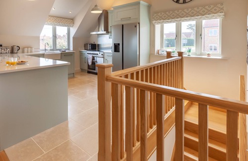 Docking Apartment | Choseley Cottage - modern cottage sleeping 6 in Docking