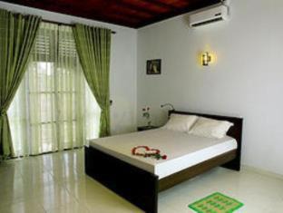 Ettukala Bed & Breakfast | Christima Residence
