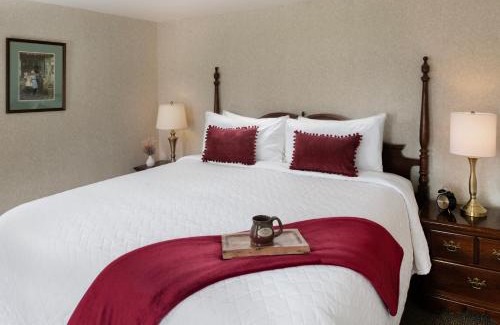 Jackson Hotel | Christmas Farm Inn and Spa