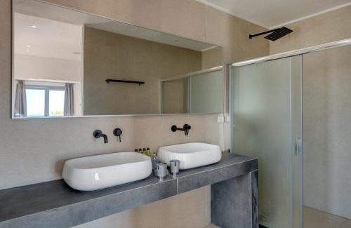 Kini Hotel | Chrysonisos Suites with Sunset & Seaviews near Kini