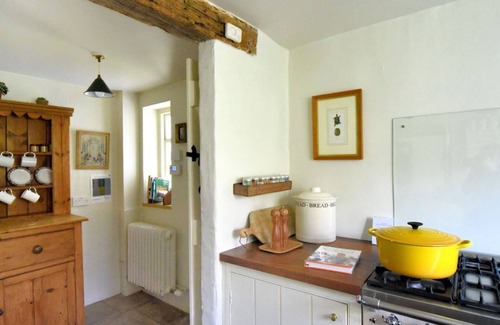 Whitchurch Canonicorum Cottage | Church Cottage