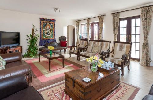 Shottery House | Church Farm Barns