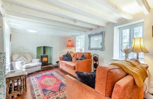 Gillingham House | Church House Cottage
