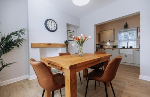 Whalley House | Church View Cottage