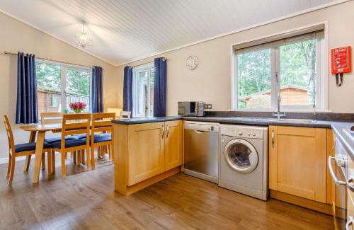 Churchill House | Churchill Lodge