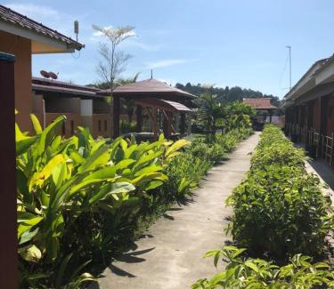 Kampung Kedawang Resort | Chuu Pun Village Resort