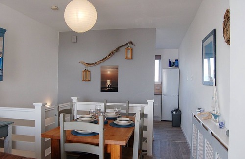 Tywyn House | Chwerthin Y Mor Beach House