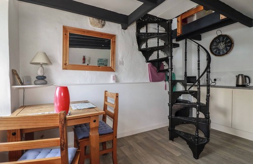 Portmellon Cottage | CHY RANI, pet friendly, character holiday cottage in Mevagissey