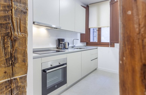Cortes Apartment | Cibeles Luxe I apartment in Madrid