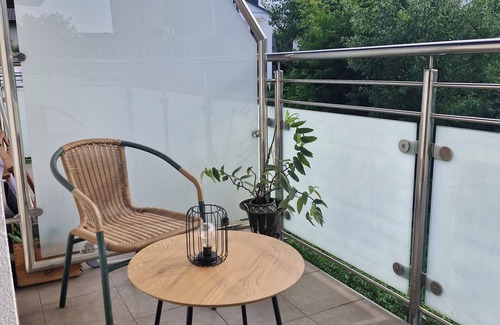 Zakrzowek Apartment | Cichy apartament z balkonem i prywatnym parkingiem