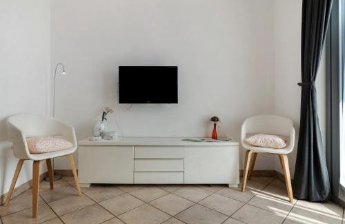 Dorsino Apartment | Ciclamino Superior Otto