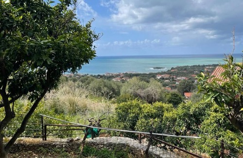 Marina Di Camerota Apartment | Cilento Apartment in villa with sea views
