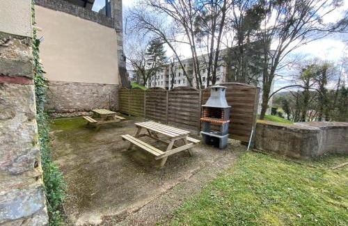 Poitiers Apartment | CINELOFT Gare, Cinema, PS5, Air Conditioning, Massage, Netflix, Prime Video