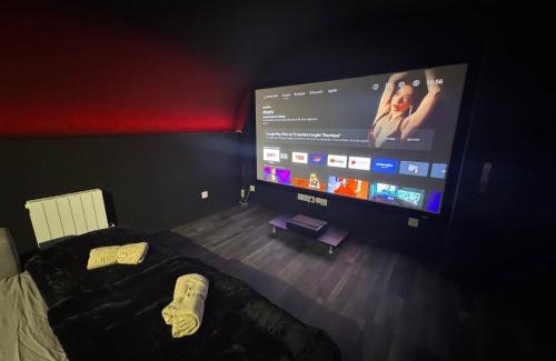 Arras Apartment | CinemaRoom - Netflix -Hyper Centre