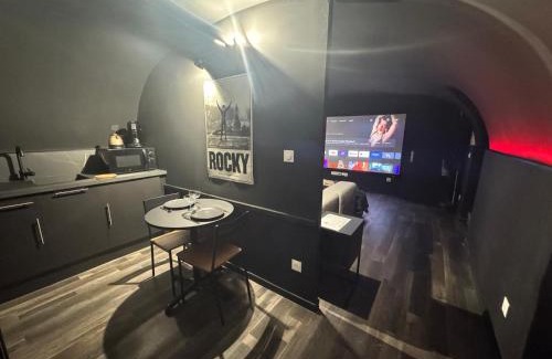 Arras Apartment | CinemaRoom - Netflix -Hyper Centre