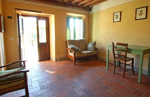 Lanciole House | Ciocche - Home for 5 People with Private Pool, Garden, surrounded by Nature